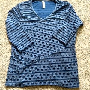 Cubism V Neck Size L